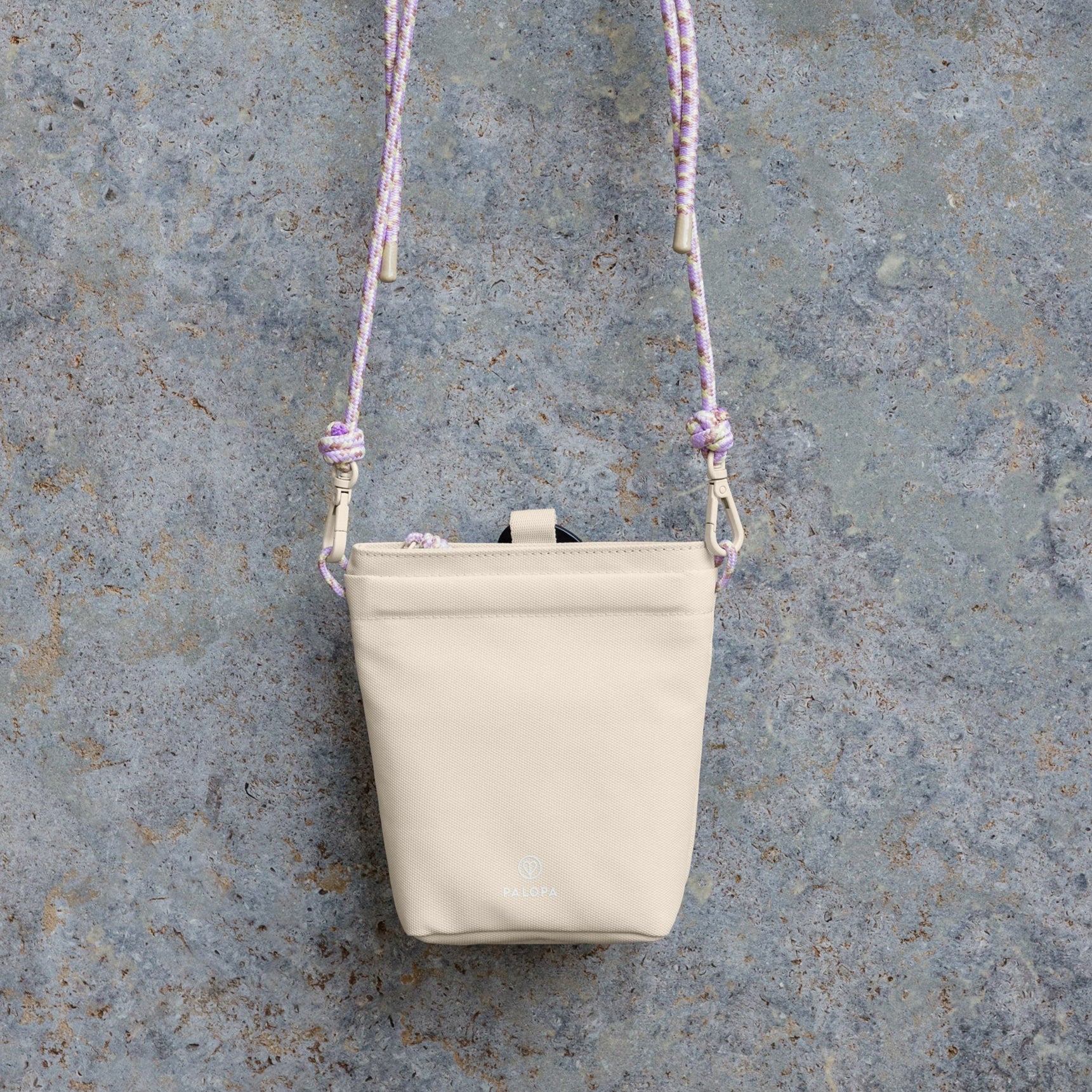 お散歩ポシェット クリーム / Dog Snack Bag Karl